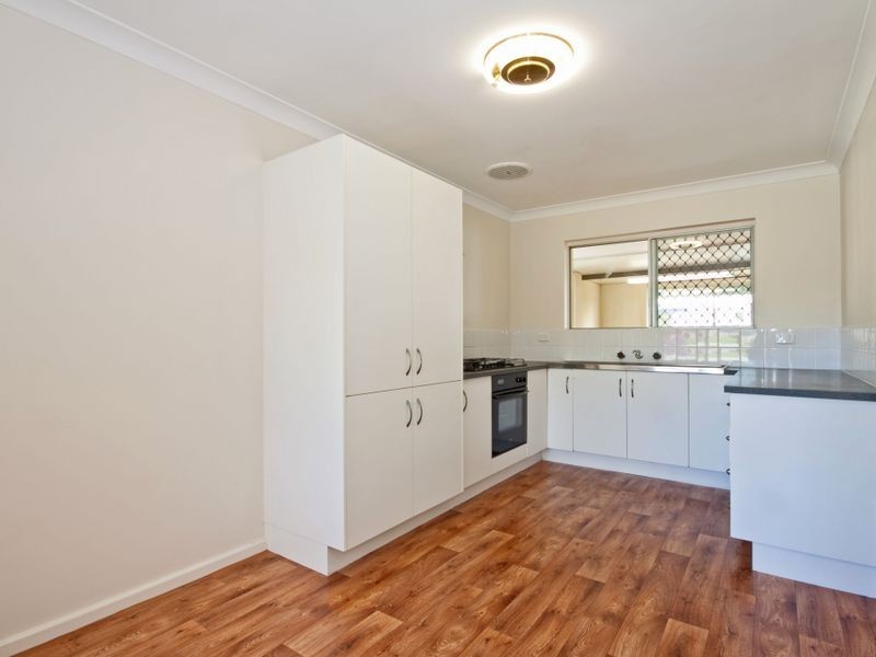 10 Cheritons Place, Armadale WA 6112