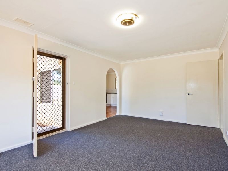 10 Cheritons Place, Armadale WA 6112