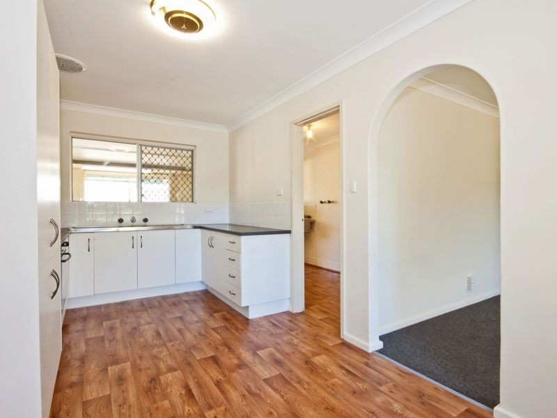 10 Cheritons Place, Armadale WA 6112