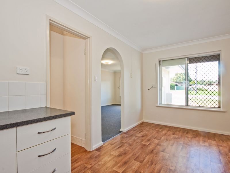 10 Cheritons Place, Armadale WA 6112