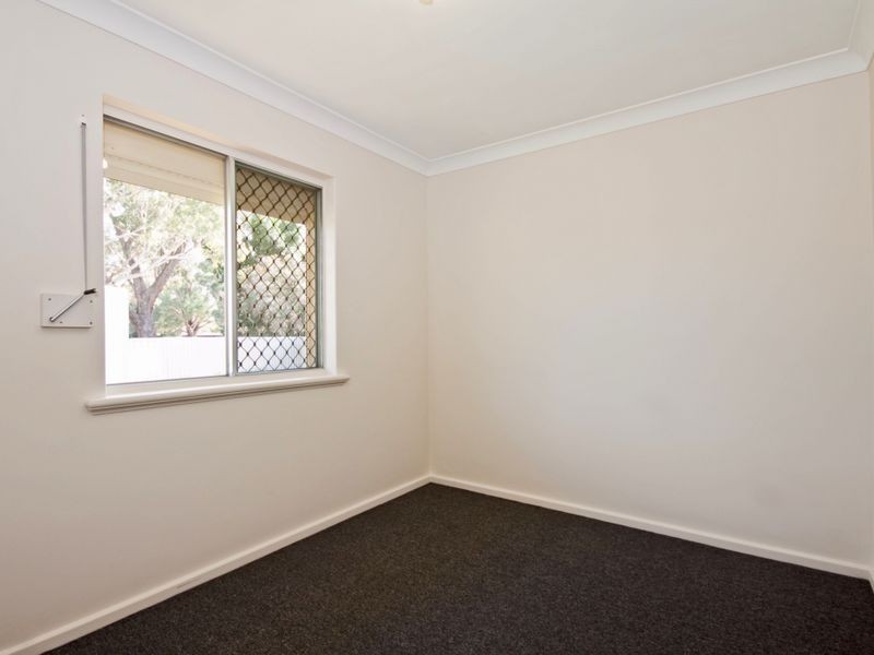 10 Cheritons Place, Armadale WA 6112