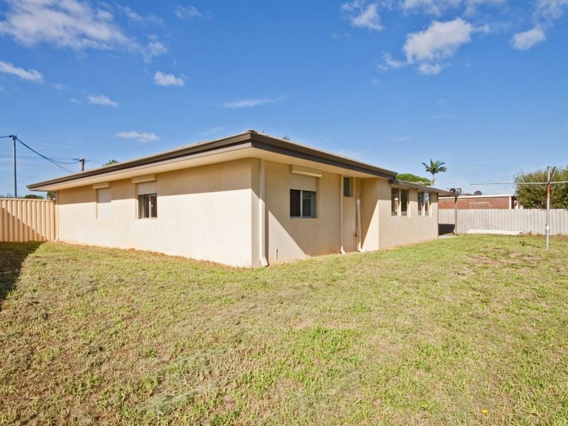10 Cheritons Place, Armadale WA 6112