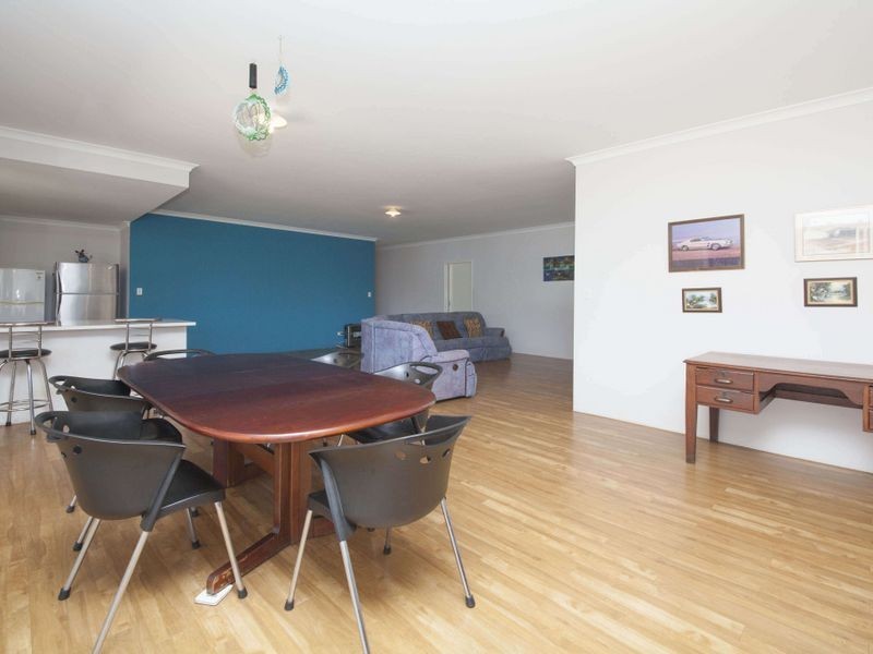 5 Henry George Close, Darling Downs WA 6122