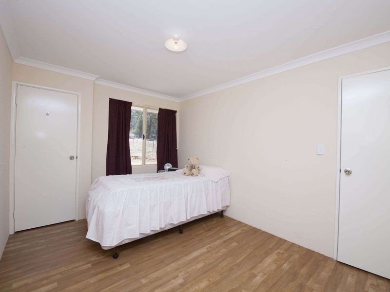 5 Henry George Close, Darling Downs WA 6122