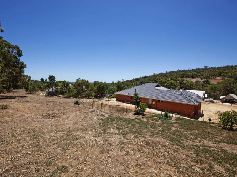 5 Henry George Close, Darling Downs WA 6122