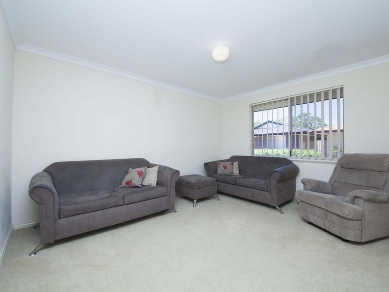 8/51 Braemore Street, Seville Grove WA 6112