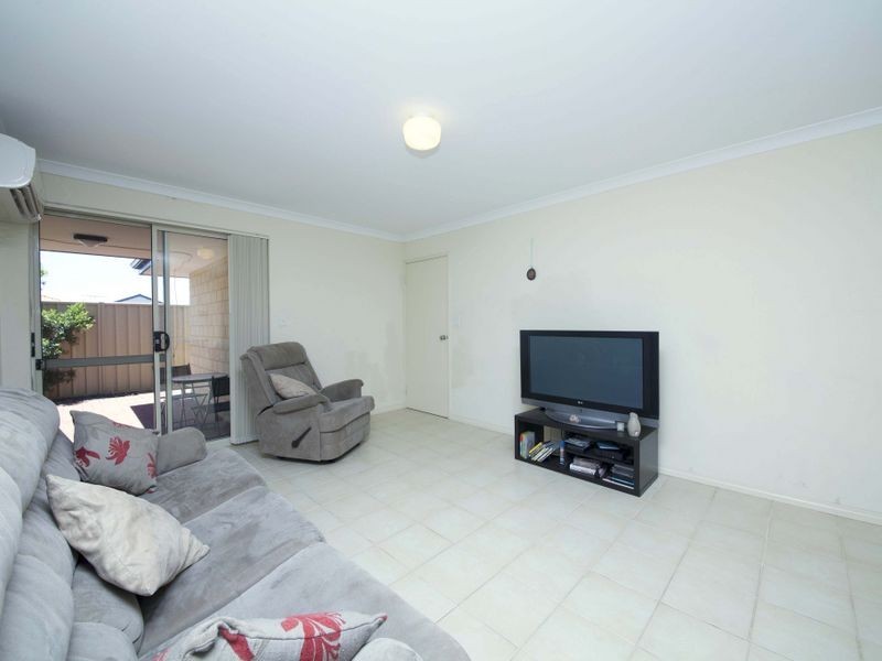 8/51 Braemore Street, Seville Grove WA 6112