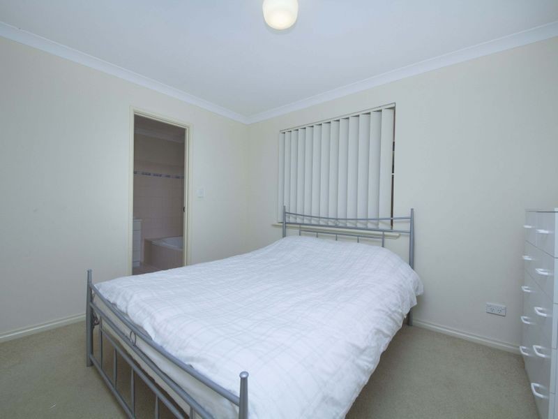 8/51 Braemore Street, Seville Grove WA 6112