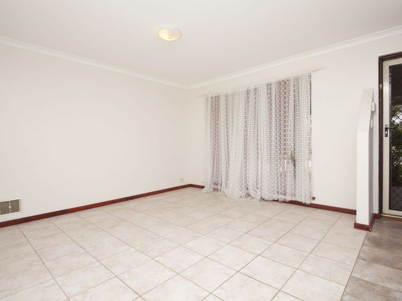 36 Petrel Close, Seville Grove WA 6112