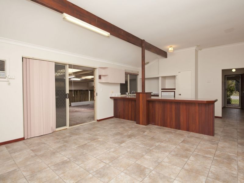 36 Petrel Close, Seville Grove WA 6112