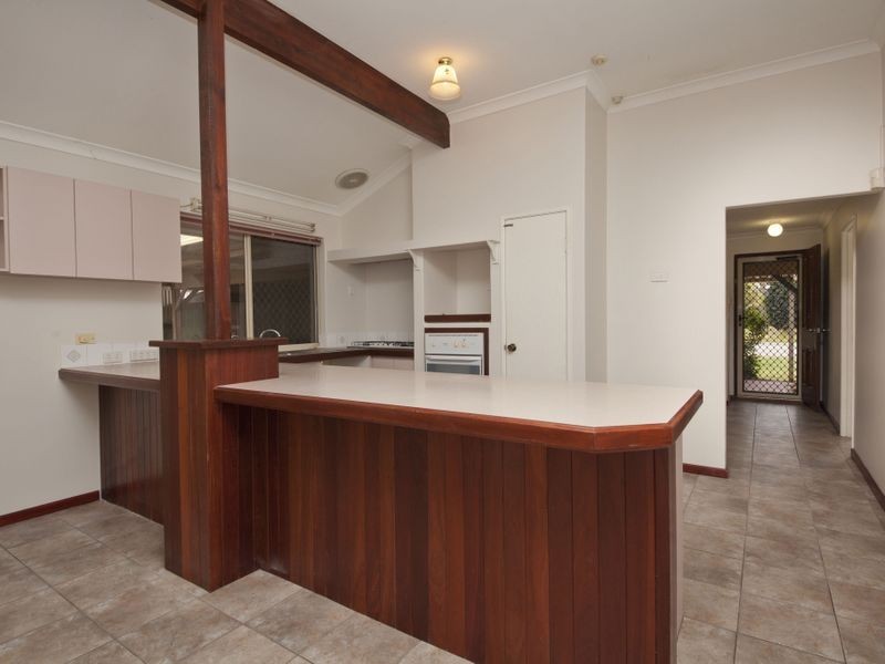 36 Petrel Close, Seville Grove WA 6112