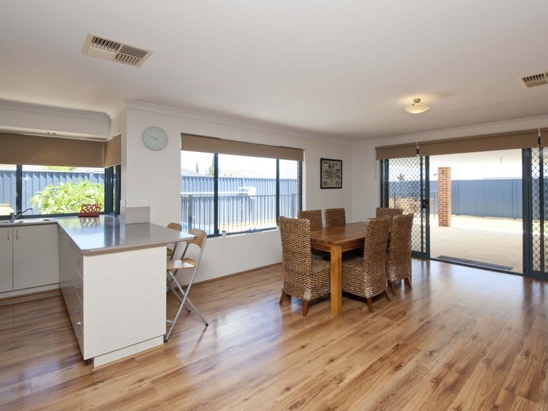 1 Peach Way, Darling Downs WA 6122