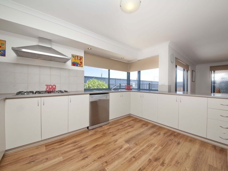 1 Peach Way, Darling Downs WA 6122