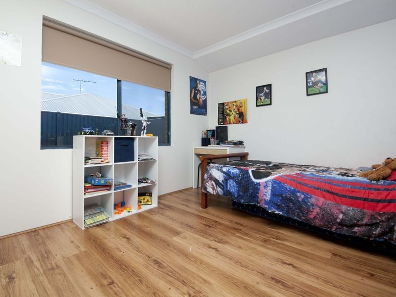 1 Peach Way, Darling Downs WA 6122