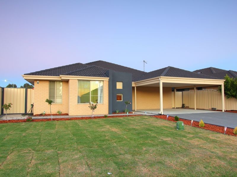 20 Rosemary Street, Wattle Grove WA 6107