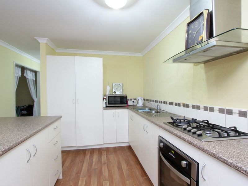 20 Rosemary Street, Wattle Grove WA 6107