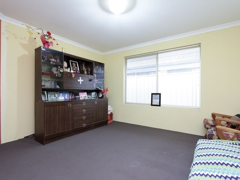 20 Rosemary Street, Wattle Grove WA 6107