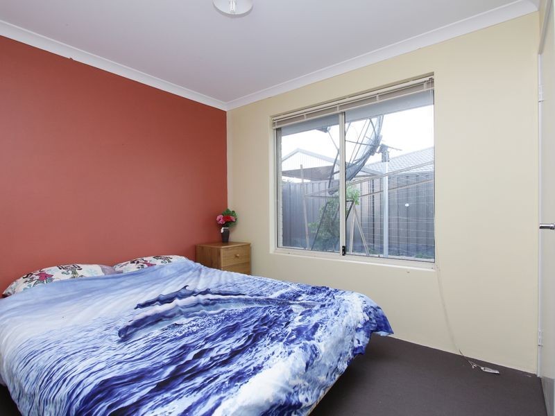 20 Rosemary Street, Wattle Grove WA 6107