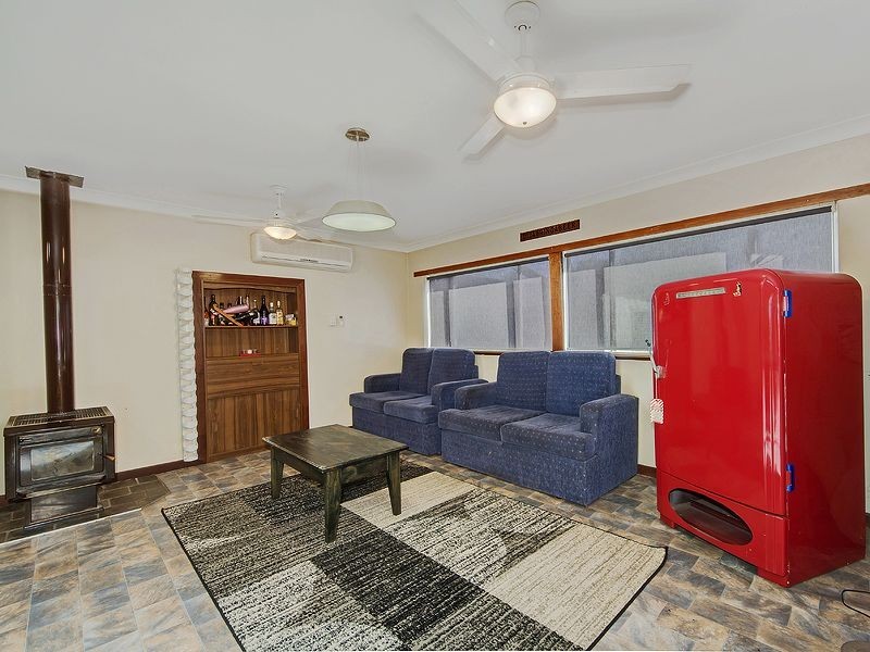 11 Pelham Street, Armadale WA 6112