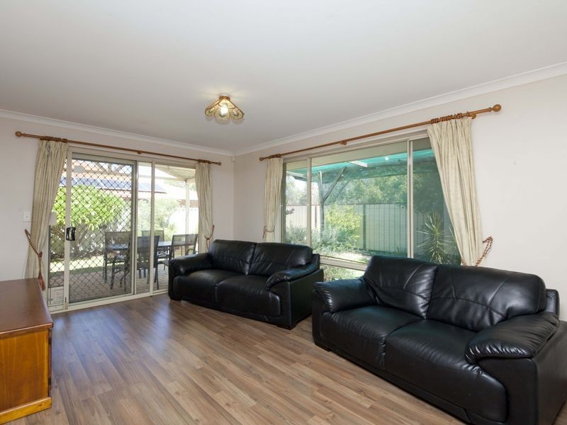 24 Bray Street, Kelmscott WA 6111