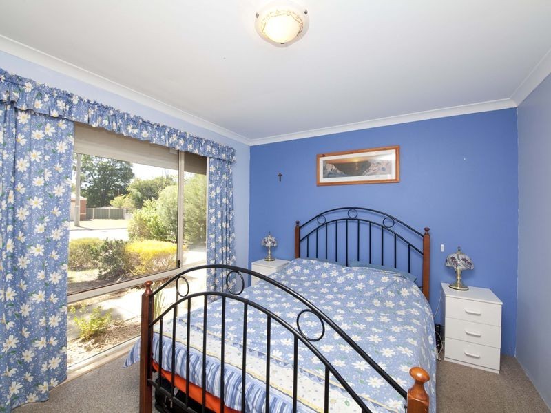 24 Bray Street, Kelmscott WA 6111