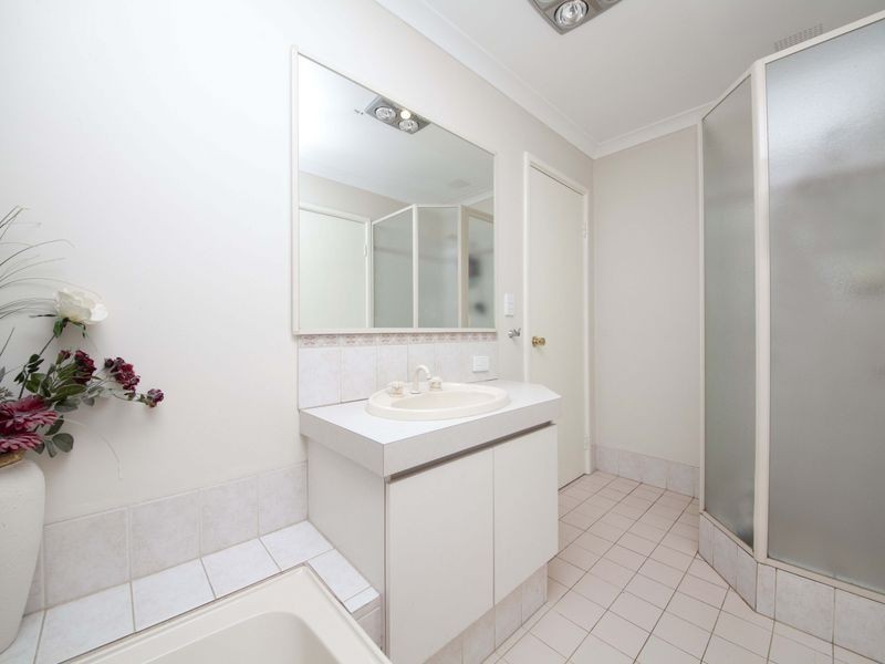 24 Bray Street, Kelmscott WA 6111