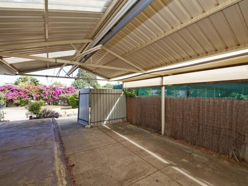 6 Stott Close, Armadale WA 6112