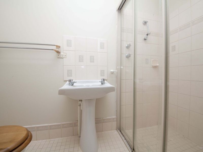 6 Stott Close, Armadale WA 6112