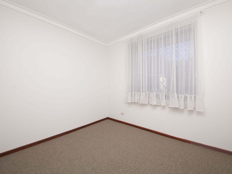 6 Stott Close, Armadale WA 6112