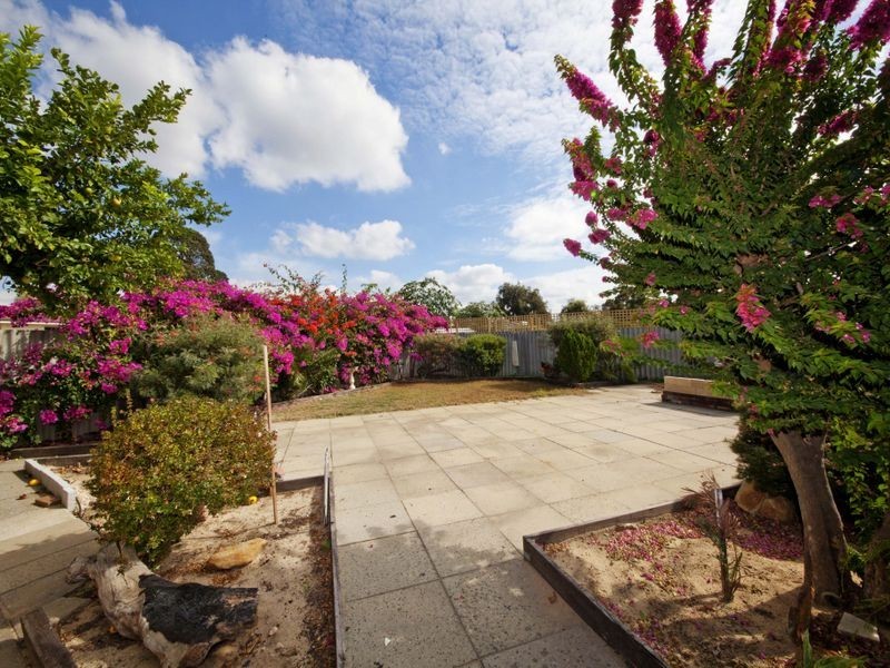 6 Stott Close, Armadale WA 6112