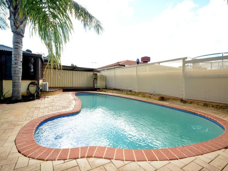 8 Mignon Court, Armadale WA 6112