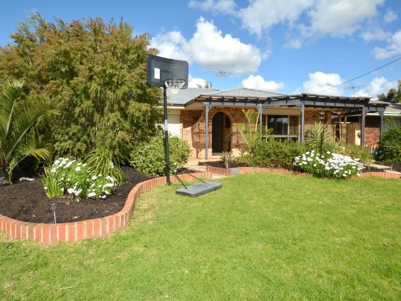 8 Mignon Court, Armadale WA 6112