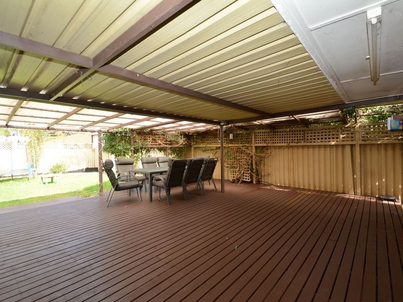 8 Mignon Court, Armadale WA 6112