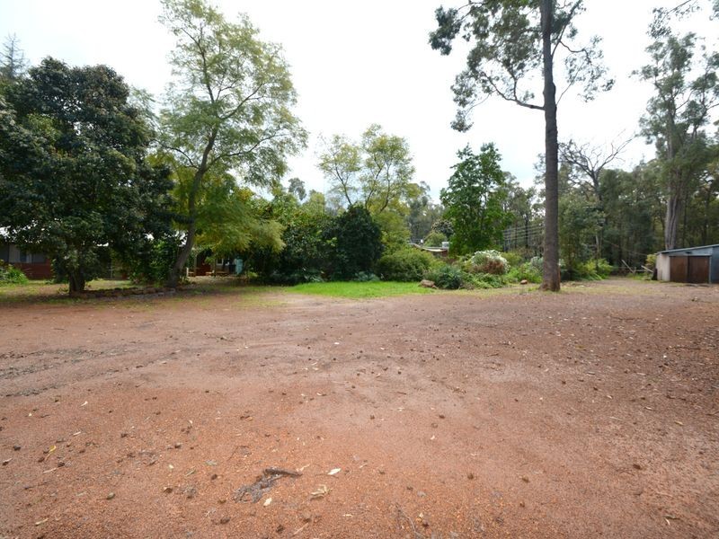 46 Saunders Way, Karragullen WA 6111