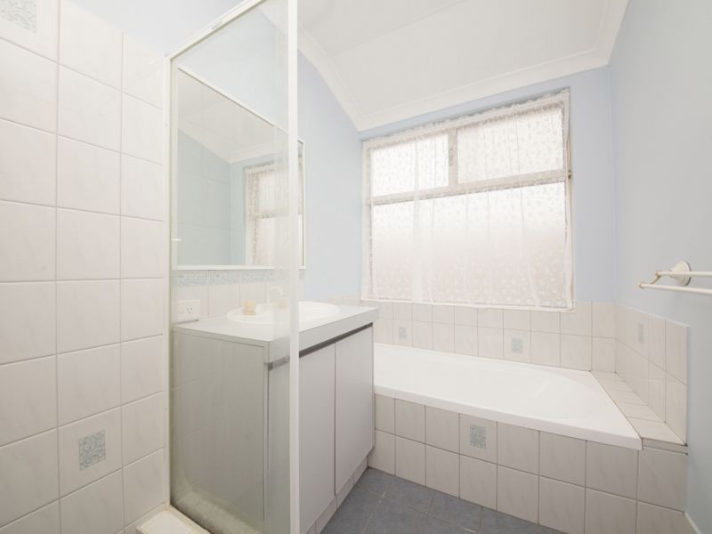 2 Brown Crescent, Seville Grove WA 6112