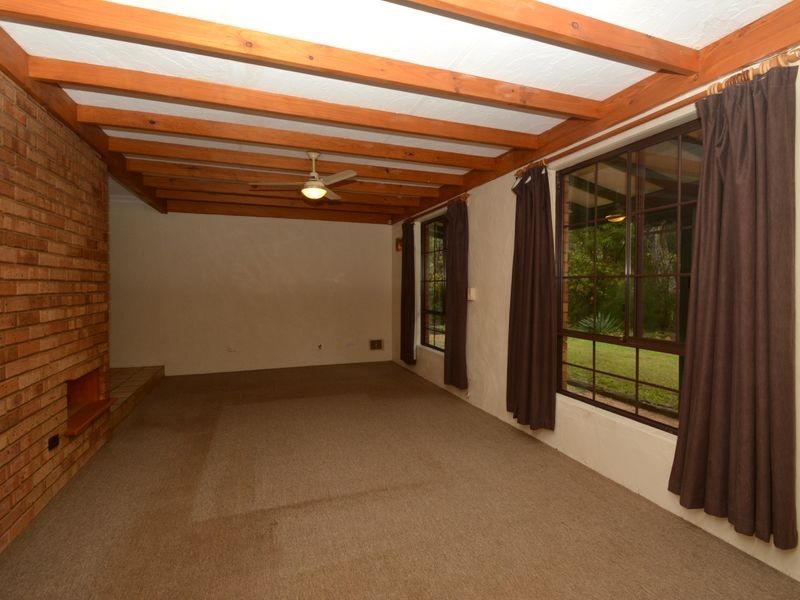 35 Gilwell Ave, Kelmscott WA 6111