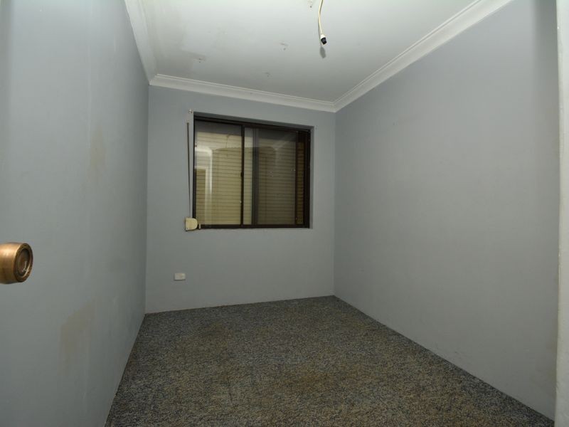 35 Gilwell Ave, Kelmscott WA 6111