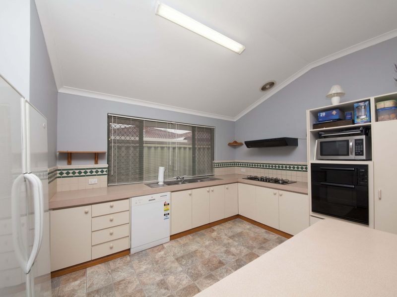 5 Jaffa Close, Seville Grove WA 6112