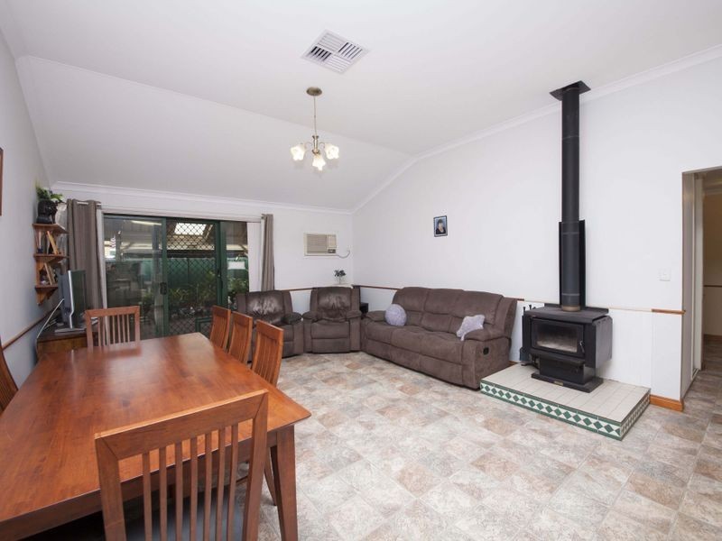 5 Jaffa Close, Seville Grove WA 6112