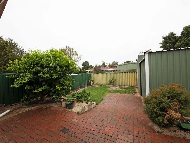 5 Jaffa Close, Seville Grove WA 6112