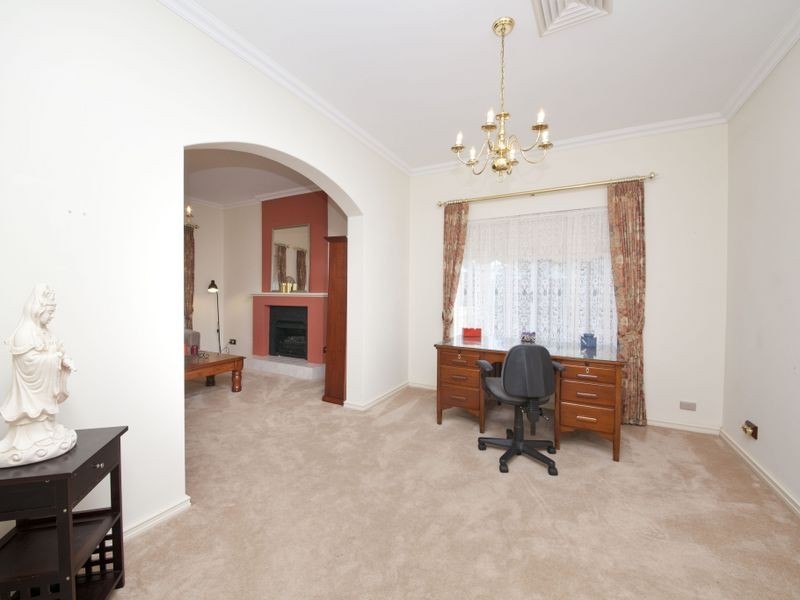 12 Hilarion Elbow, Hilbert WA 6112