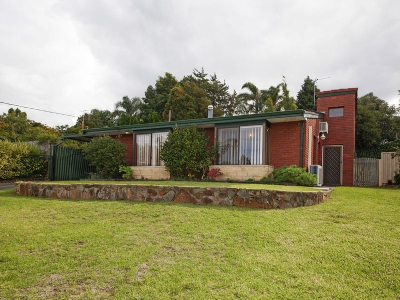 13 Coolabah Drive, Mount Nasura WA 6112