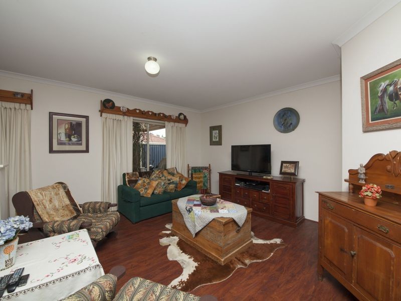 3 Peach Way, Darling Downs WA 6122