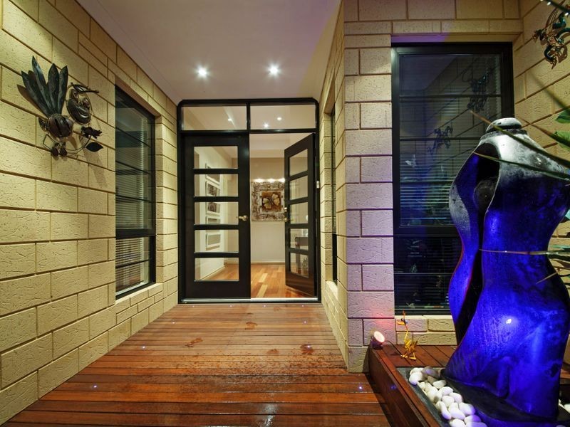 32 Honeydew Bend, Darling Downs WA 6122