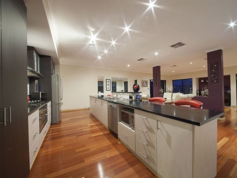 32 Honeydew Bend, Darling Downs WA 6122