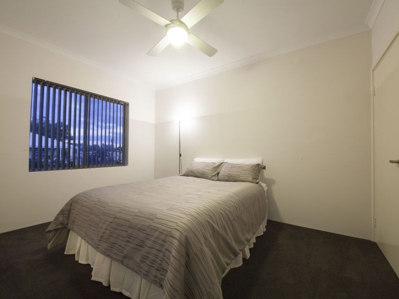 77 Learmouth Turn, Darling Downs WA 6122