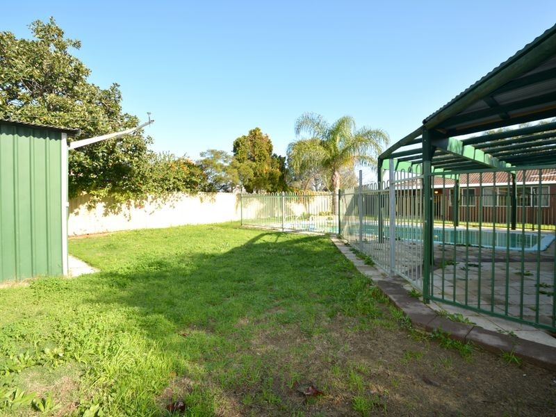 3 North Crescent, Darling Downs WA 6122