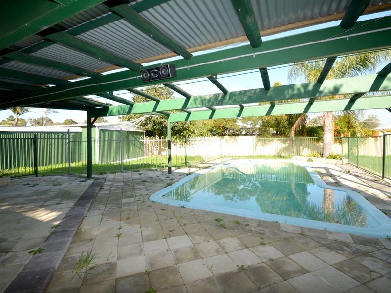 3 North Crescent, Darling Downs WA 6122