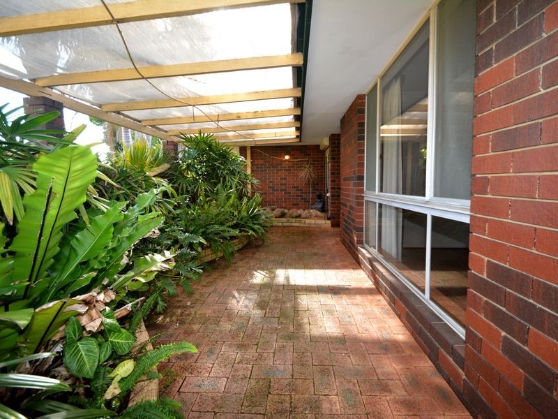 3 North Crescent, Darling Downs WA 6122