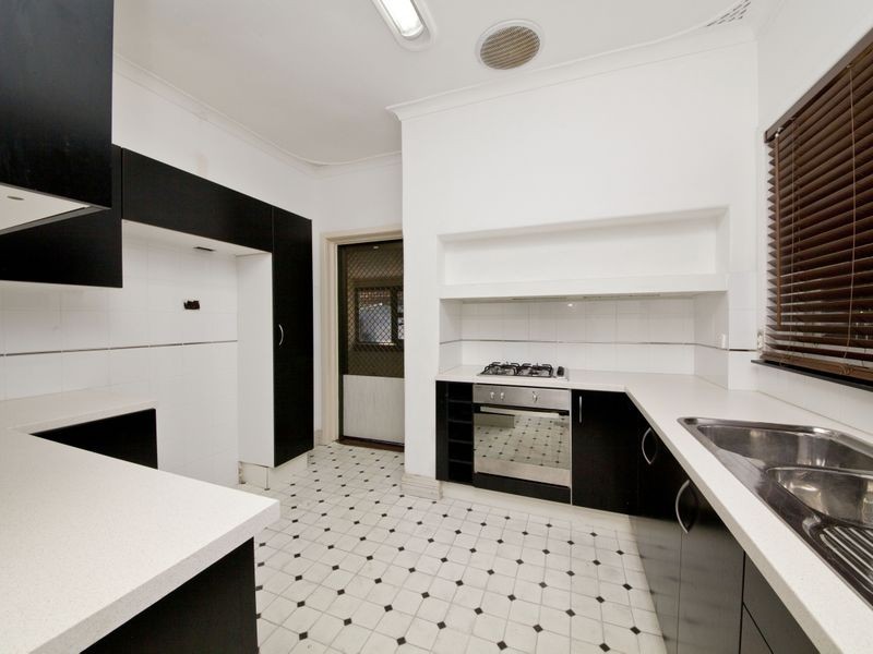 17/15 Dale Road, Armadale WA 6112